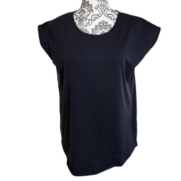 Peak Performance Epic Tee Shirt Black Back Seam Detail Lightweight - Picture 2 of 12